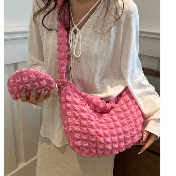 Minimalist Quilted Puffer Medium Size Shoulder Crossbody Bag Set - Picture 7 of 14